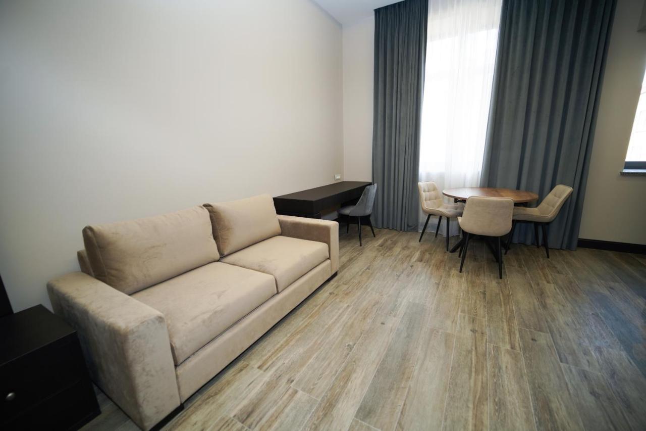 Soho Apart Hotel Erywań Zewnętrze zdjęcie